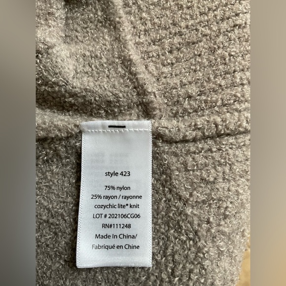 Barefoot Dreams CozyChic Lite Circle Cardi - Picture 6 of 6